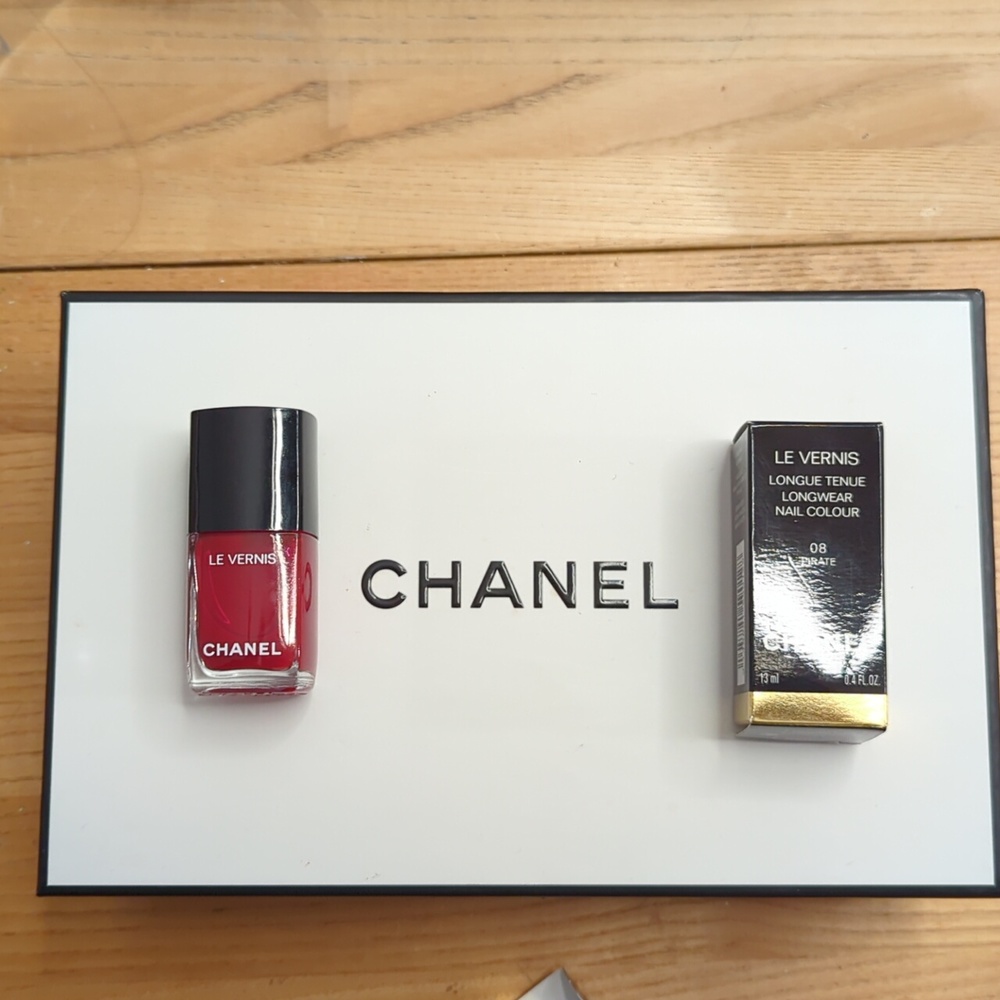 Chanel le vernis nail colour